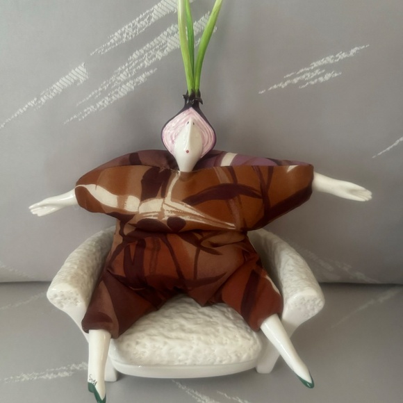 Serge Poupee Millet Onionhead Doll - Picture 2 of 10